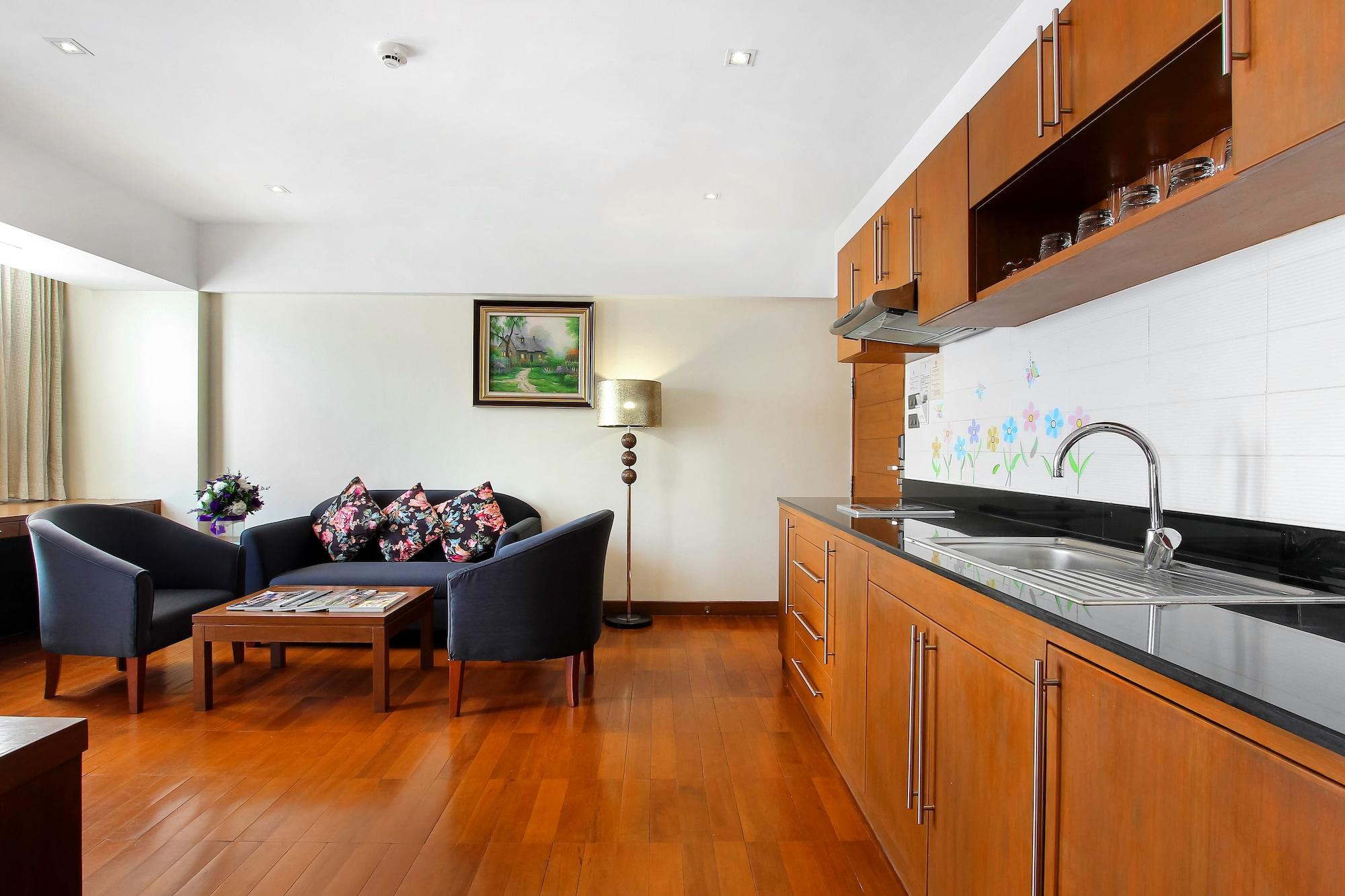 Bally Suite Sukhumvit Bangkok Ngoại thất bức ảnh