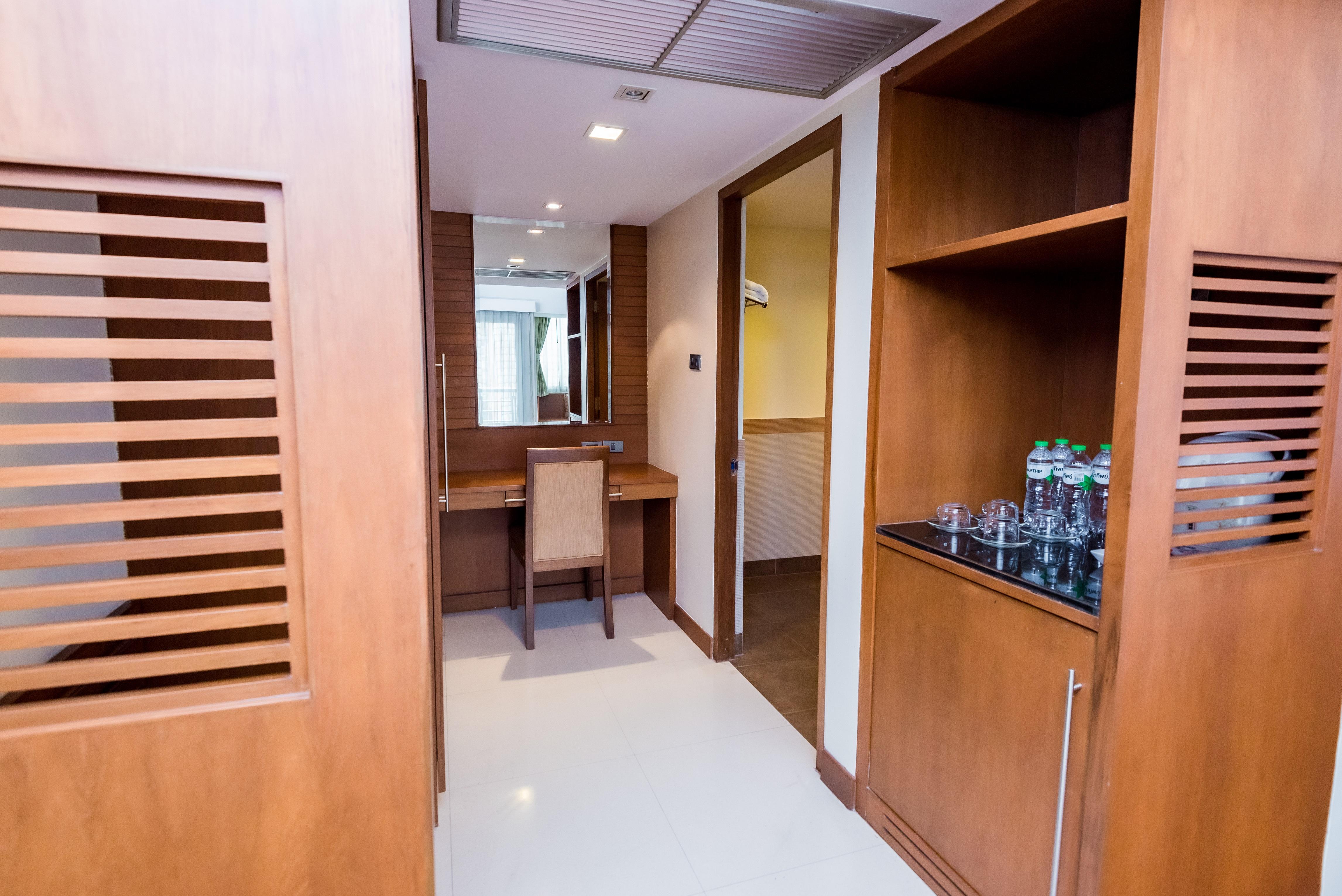 Bally Suite Sukhumvit Bangkok Ngoại thất bức ảnh