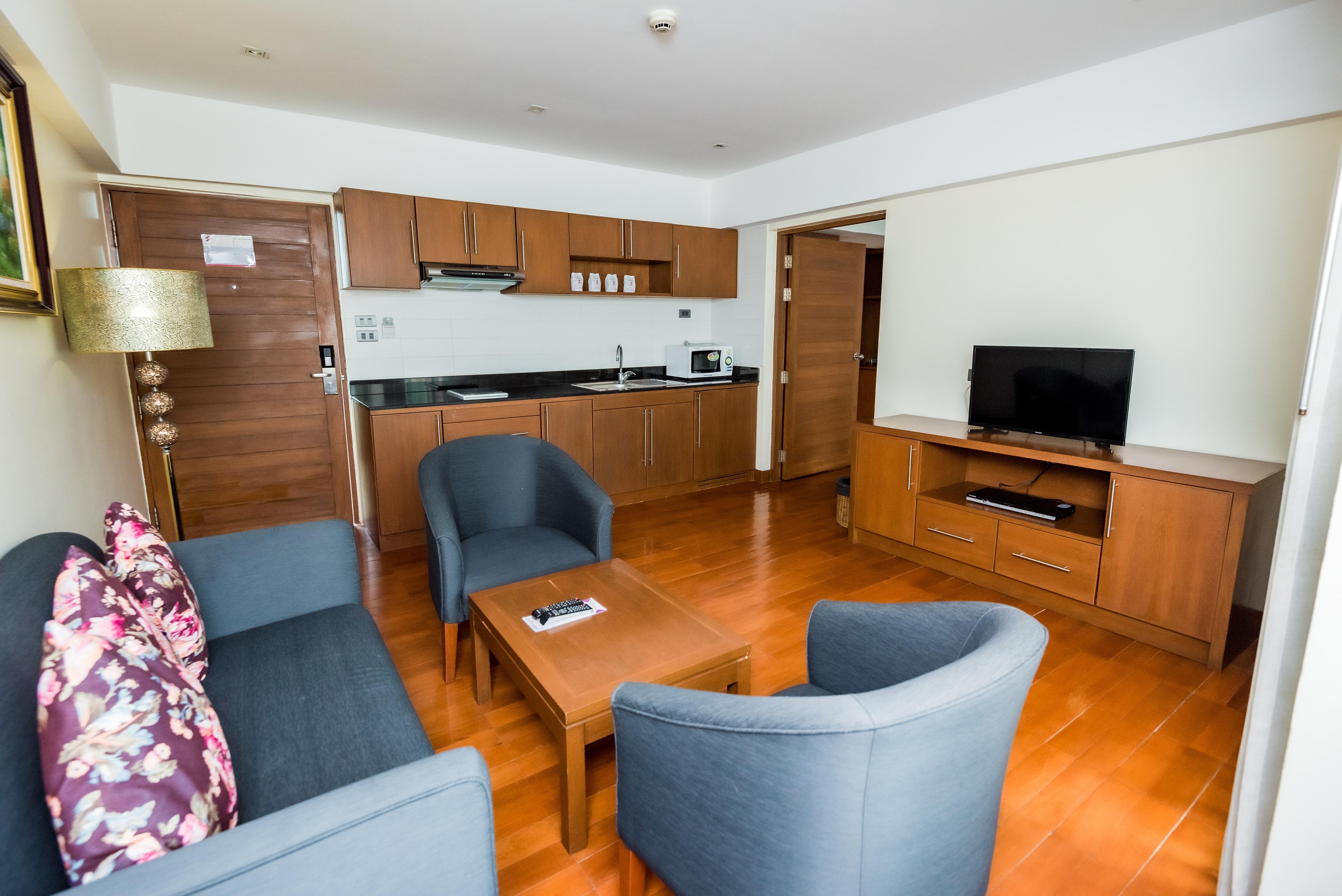Bally Suite Sukhumvit Bangkok Ngoại thất bức ảnh