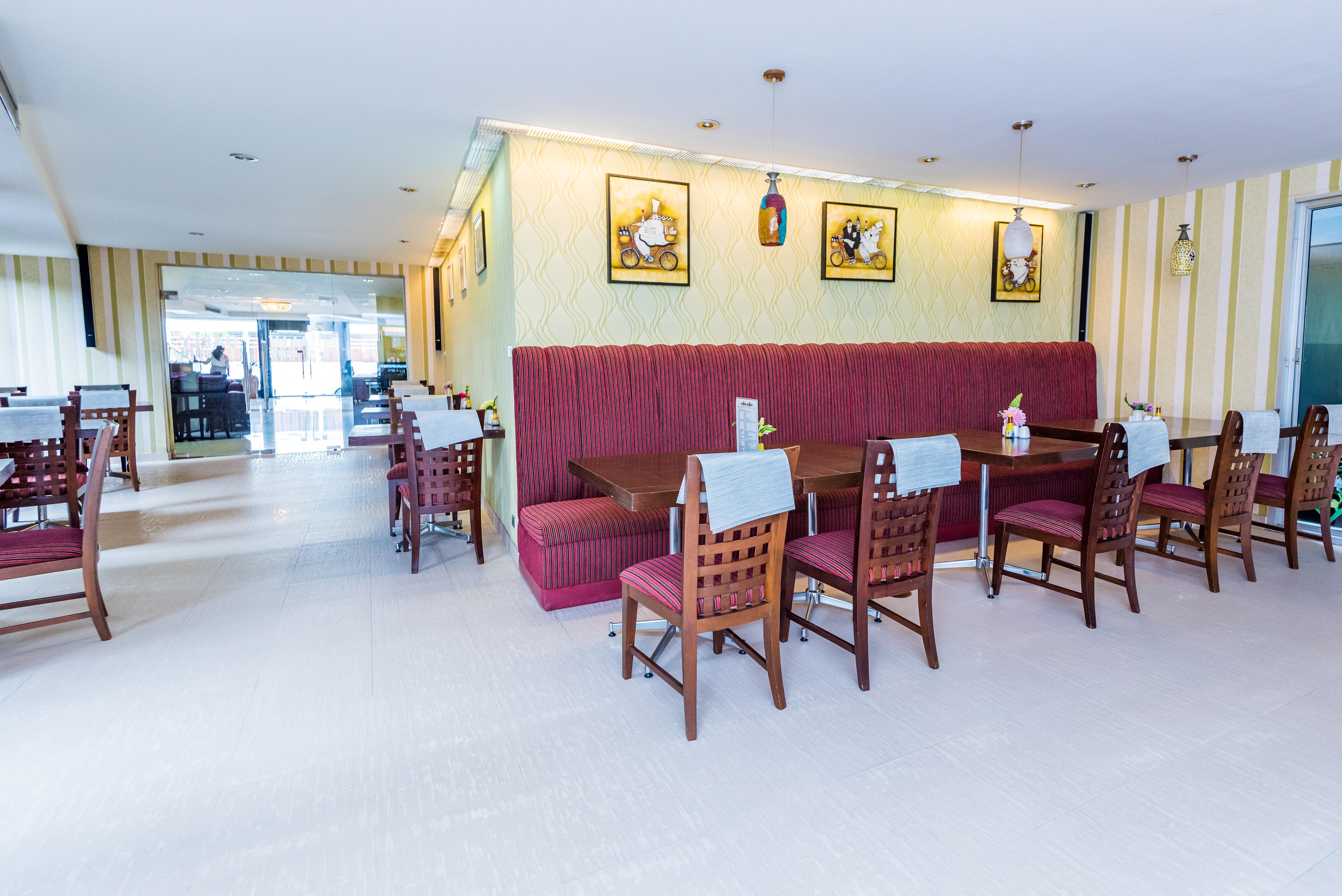 Bally Suite Sukhumvit Bangkok Ngoại thất bức ảnh