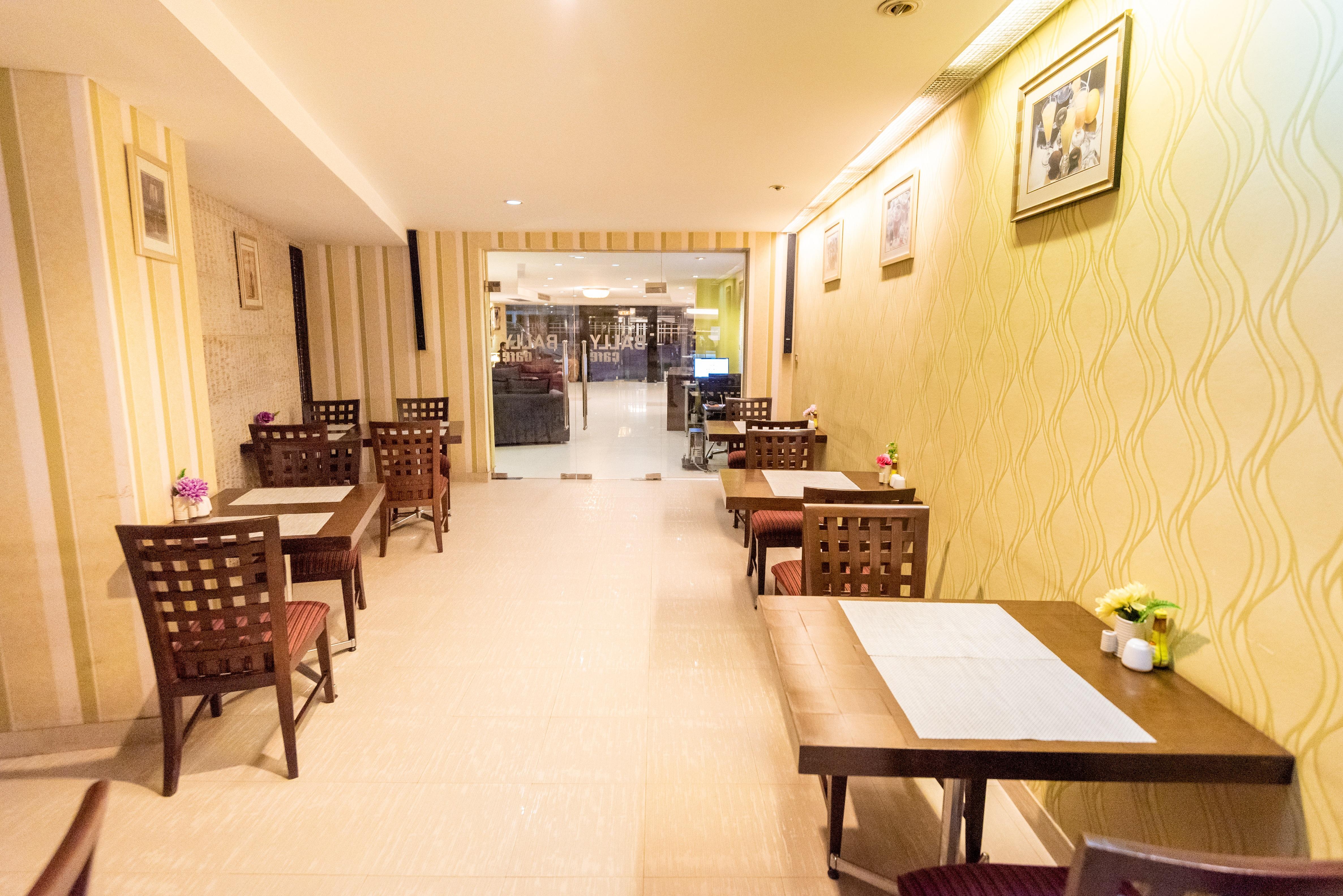 Bally Suite Sukhumvit Bangkok Ngoại thất bức ảnh