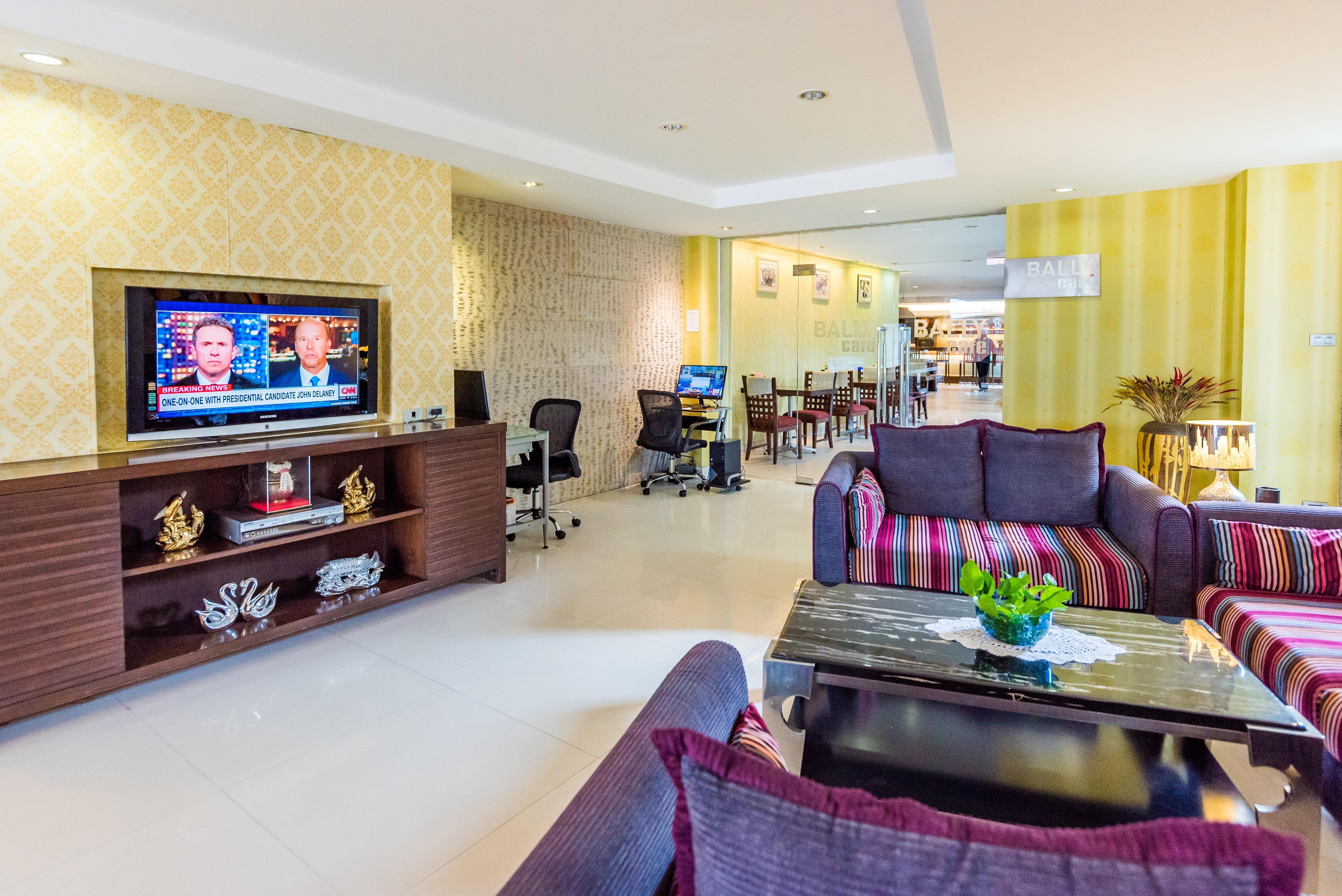 Bally Suite Sukhumvit Bangkok Ngoại thất bức ảnh