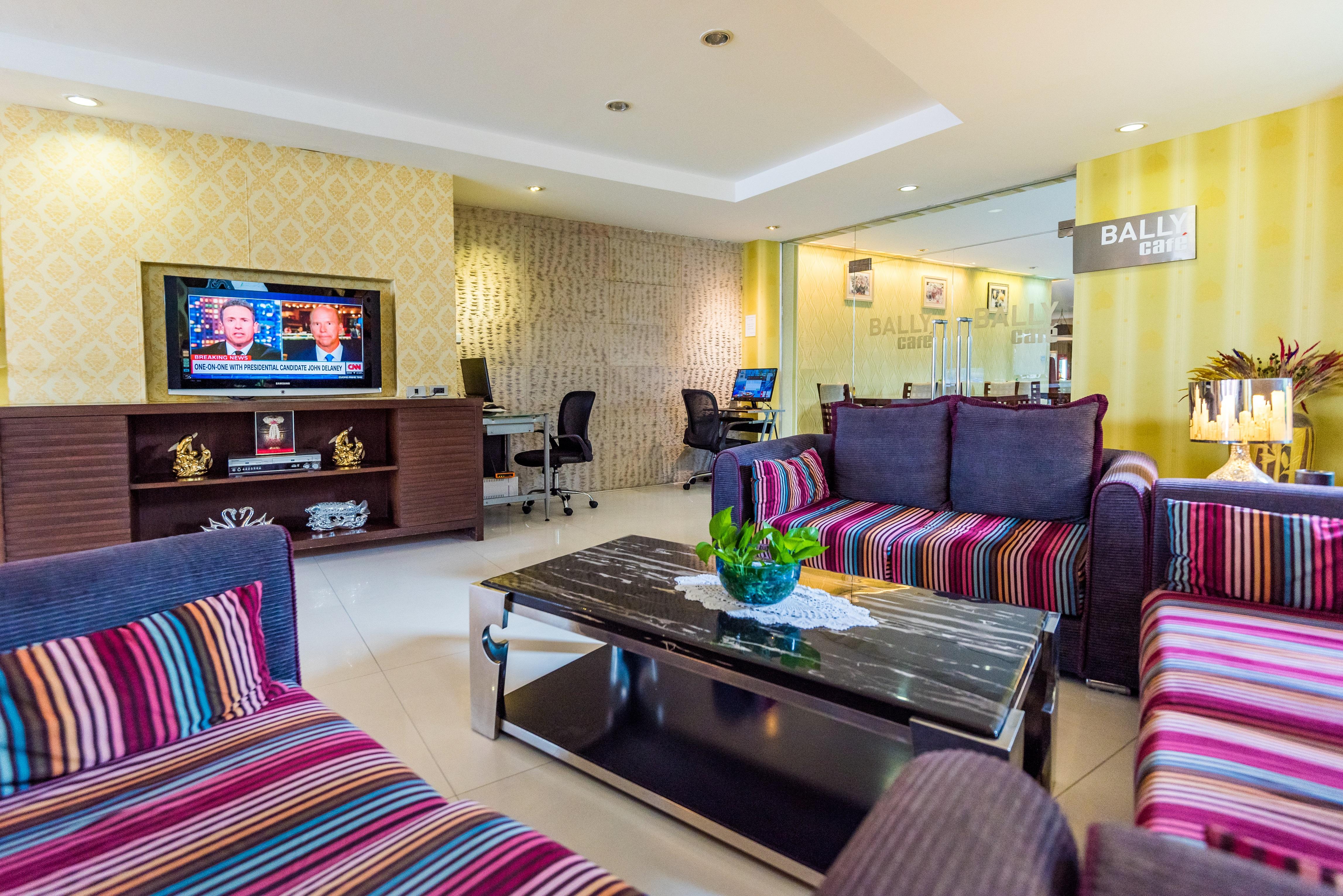 Bally Suite Sukhumvit Bangkok Ngoại thất bức ảnh