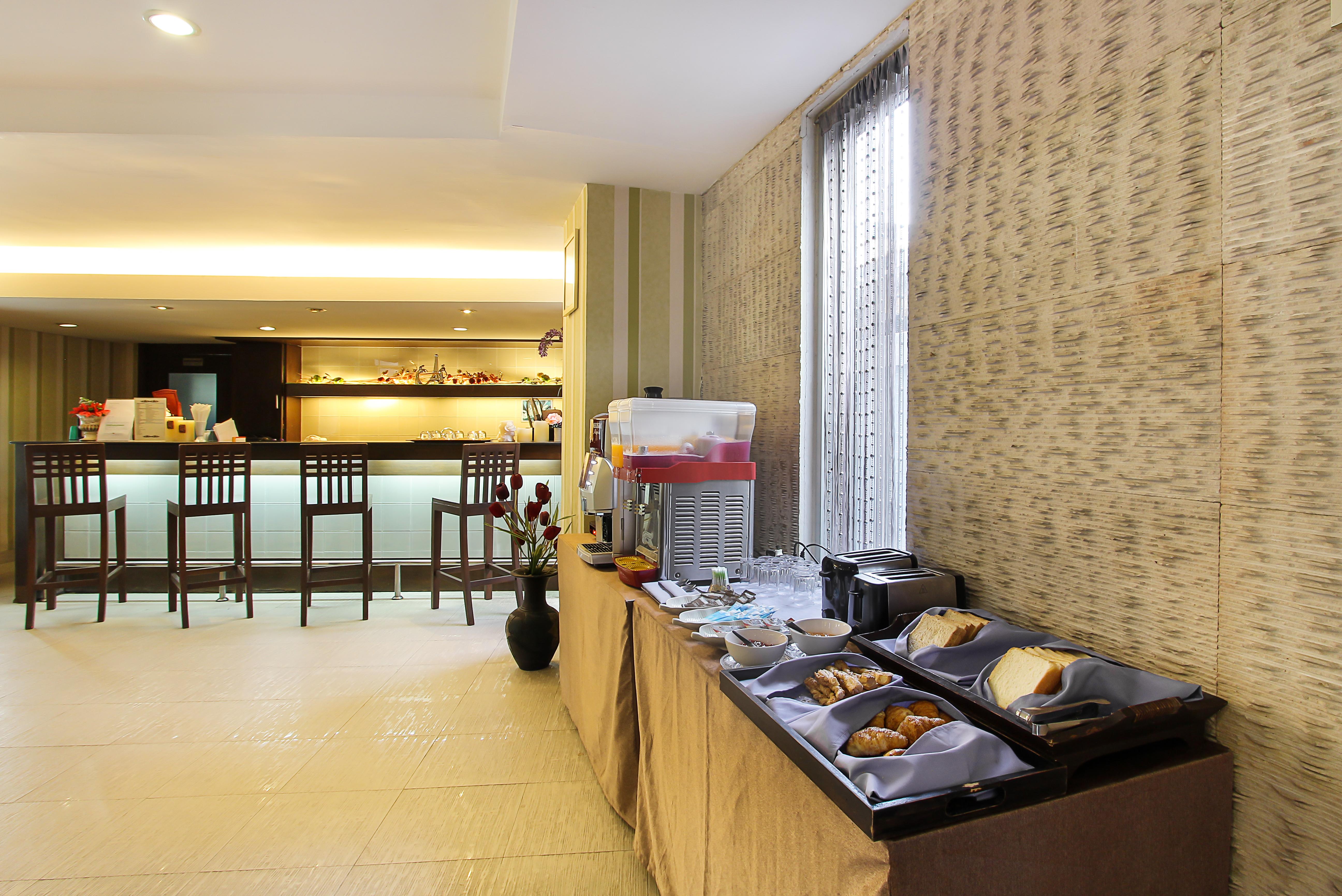 Bally Suite Sukhumvit Bangkok Ngoại thất bức ảnh