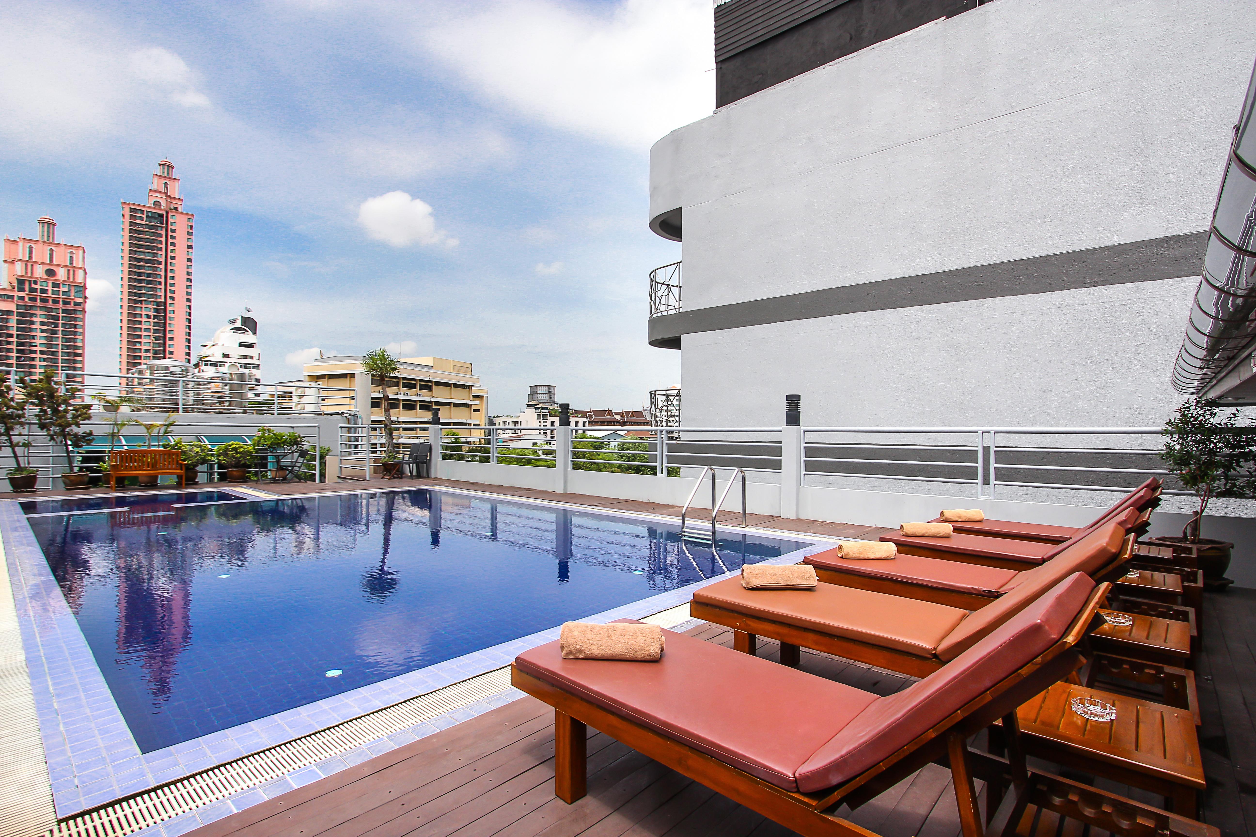 Bally Suite Sukhumvit Bangkok Ngoại thất bức ảnh